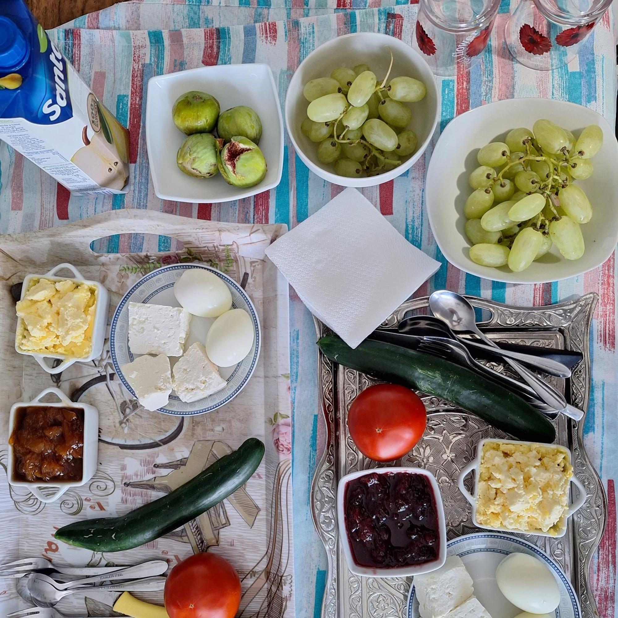 Ergi'S Bed & Breakfast กรูเยอ ภายนอก รูปภาพ